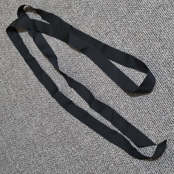 GUCCI Ribbon Black - Picture 5 of 6